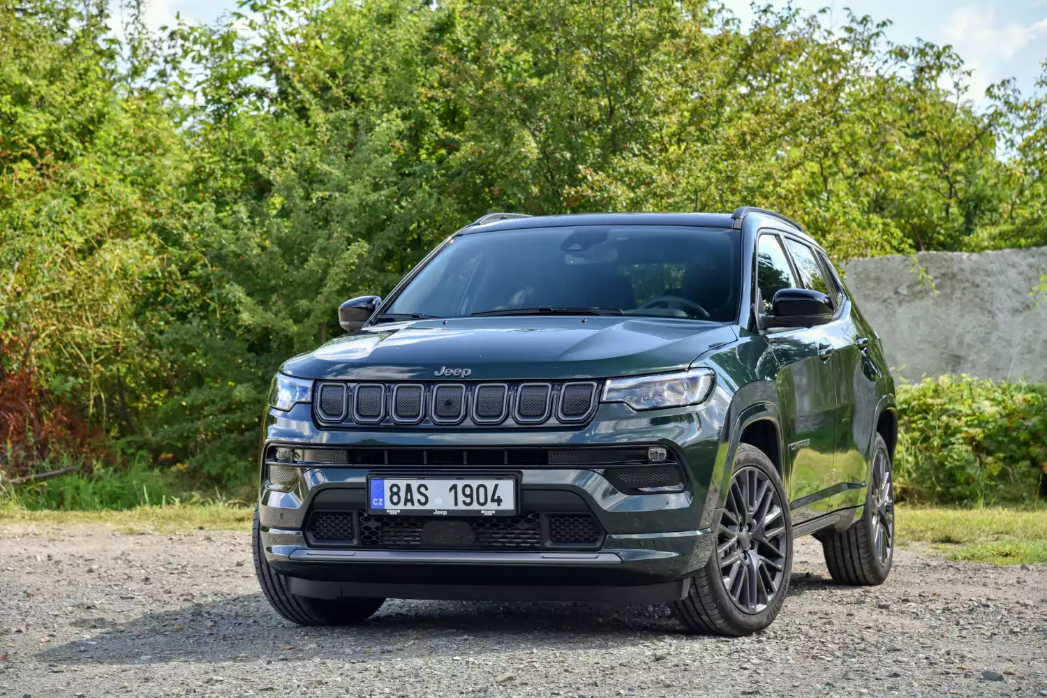 Jeep Compass organizer for road trip